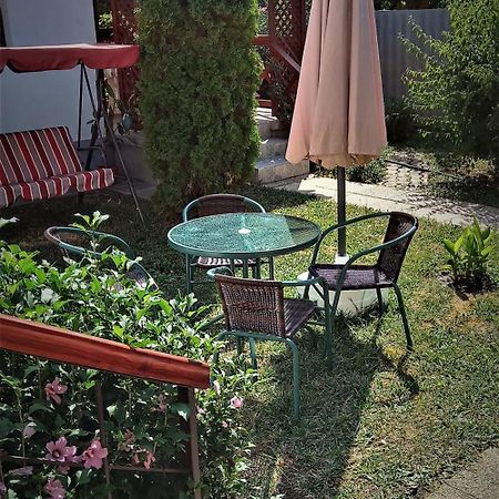Liza Apartman Gyula Bagian luar foto